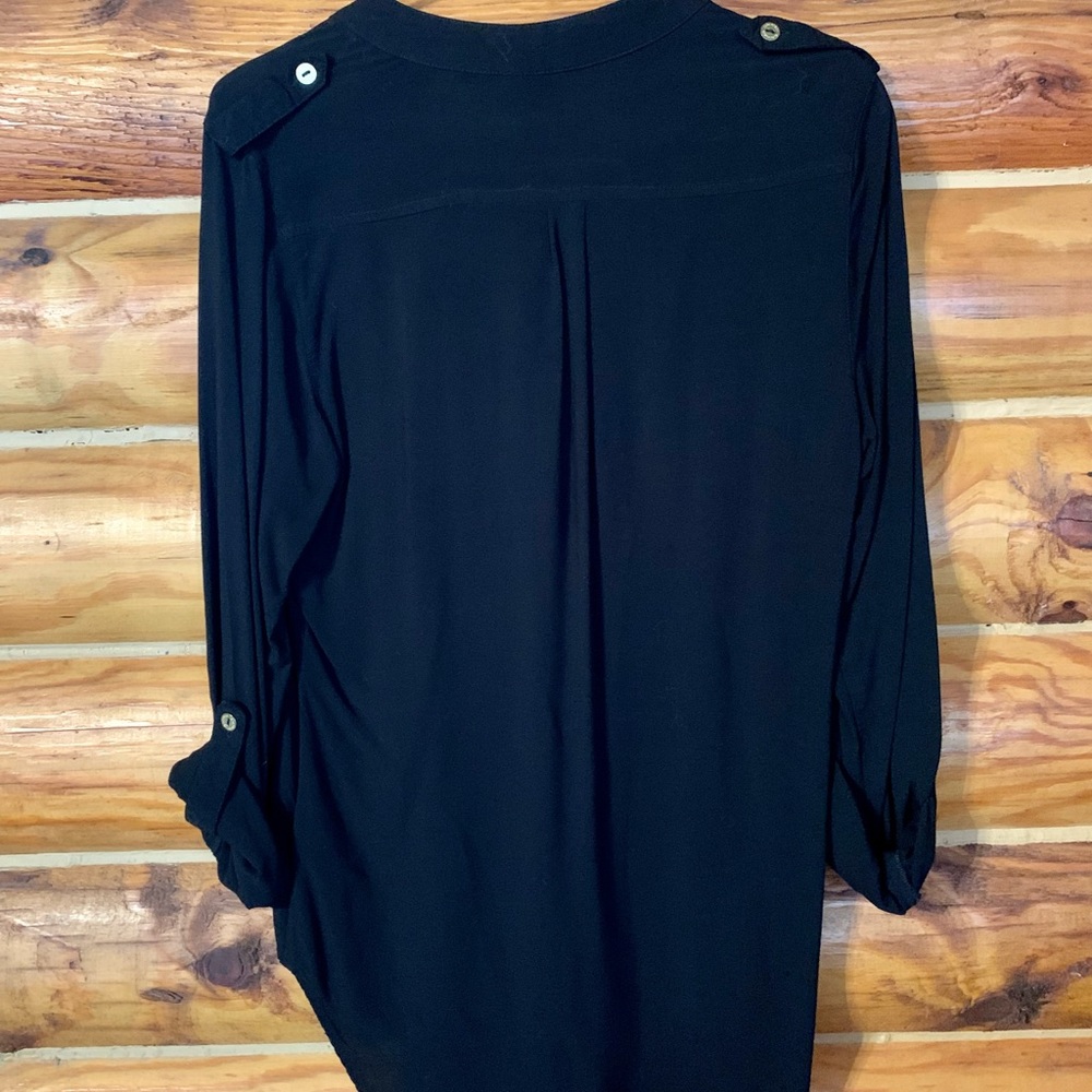 G by Guess Black Gold Button Front Blouse Shirt Cuffed Sleeve Medium - Picture 5 of 6